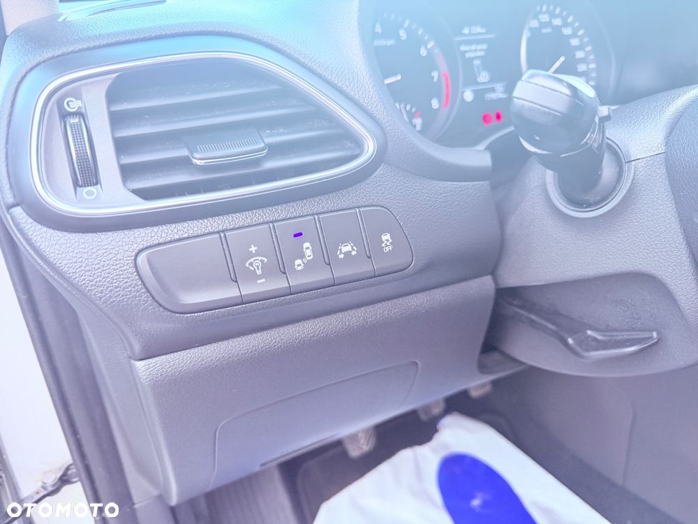 Hyundai i30 1.4 T-GDI Trend - 13