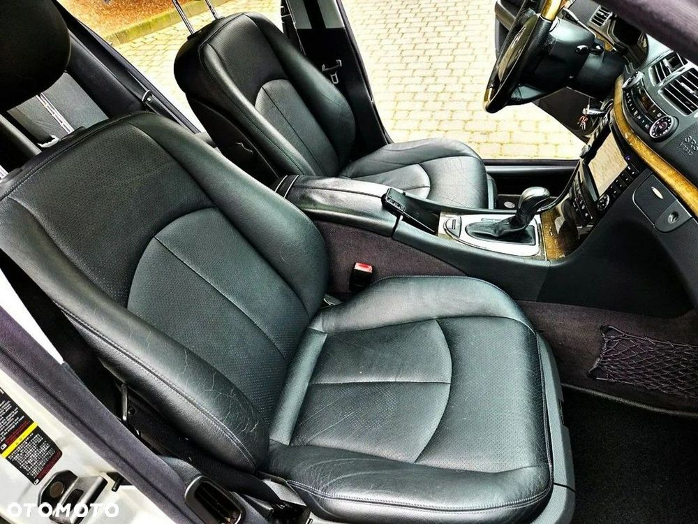Mercedes-Benz Klasa E 500 T Avantgarde - 29