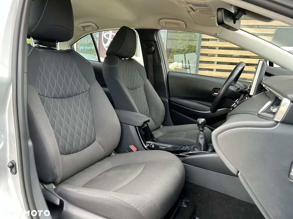Toyota Corolla 1.6 Premium EU6 - 10