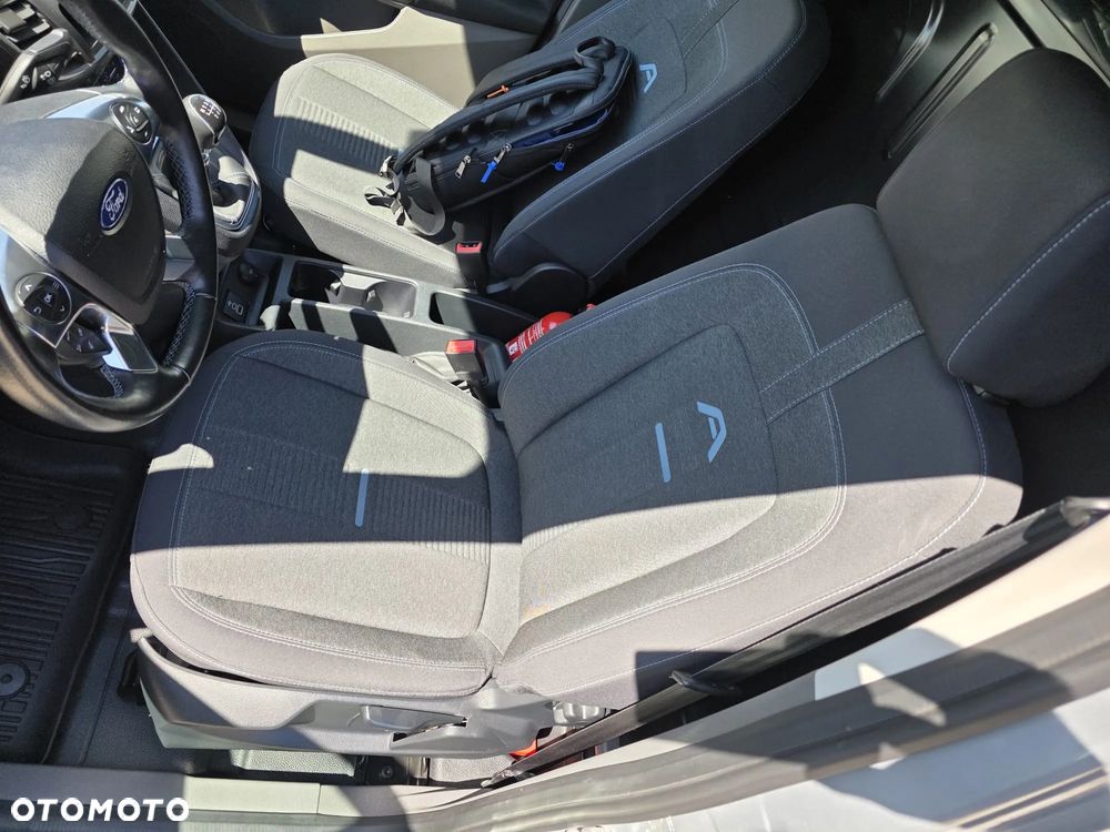 Ford TRANSIT CONNECT - 10