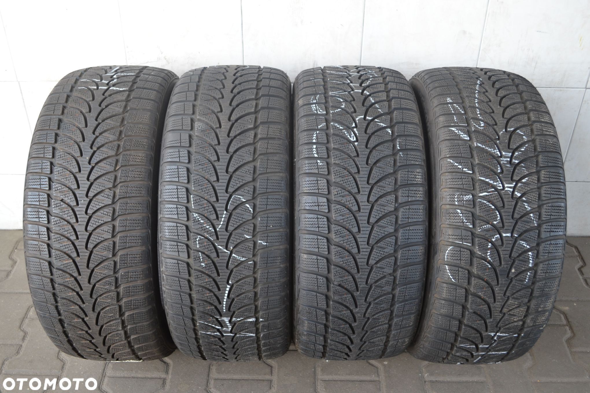 265/50R19 BRIDGESTONE BLIZZAK LM-80 EVO 4szt 3966z - 1