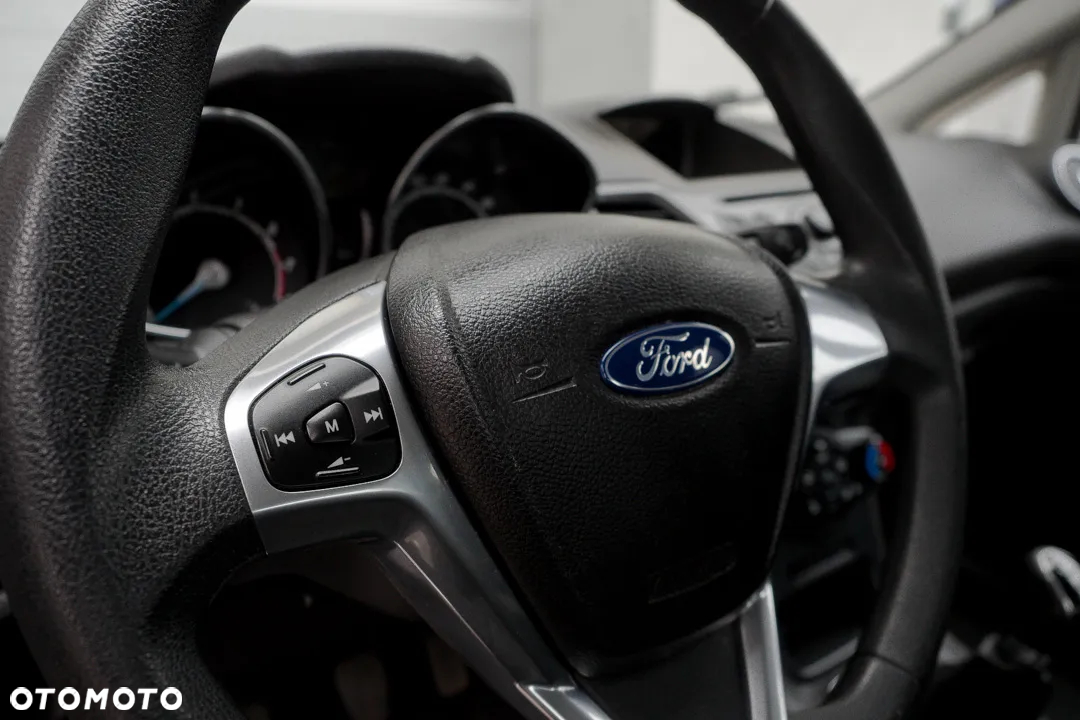Ford Fiesta 1.25 Silver X - 18