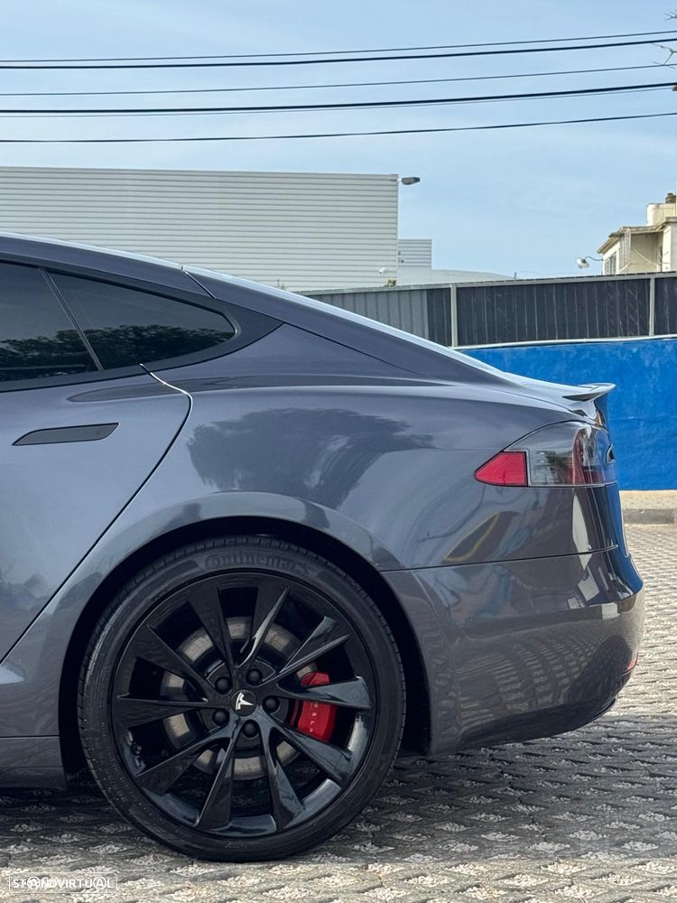 Tesla Model S Performance - 15