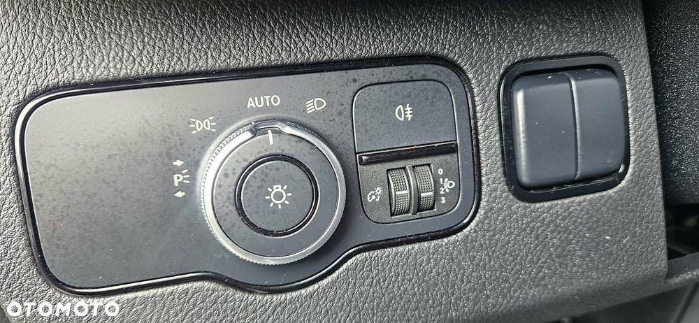 Mercedes-Benz SPRINTER 311CDI 37 - 14