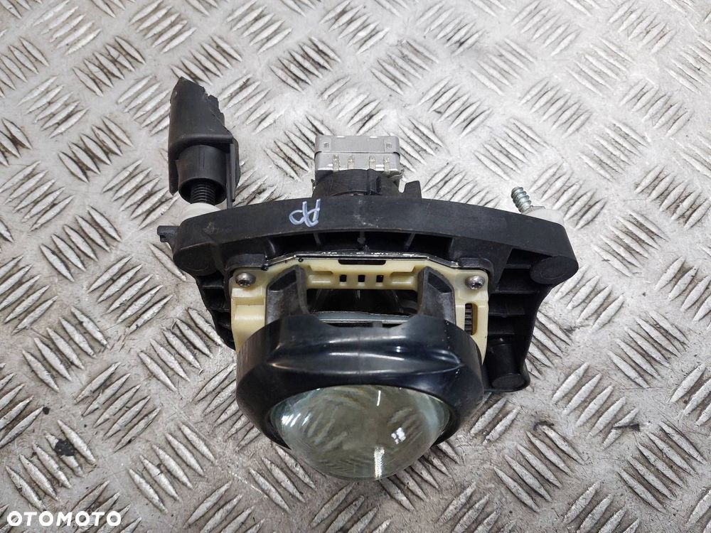 SOCZEWKA + ŻARNIK LAMPY PRAWY PRZÓD AUDI A5 8T EU D3S 42403 - 2