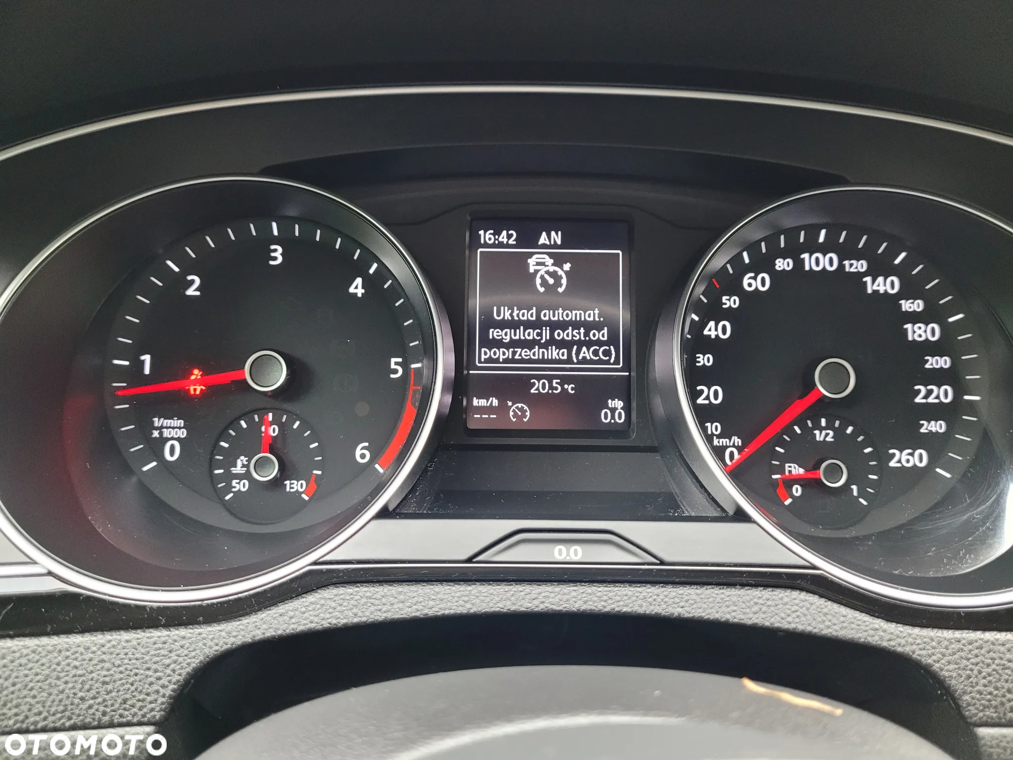 Volkswagen Passat 2.0 TDI BMT Comfortline - 38