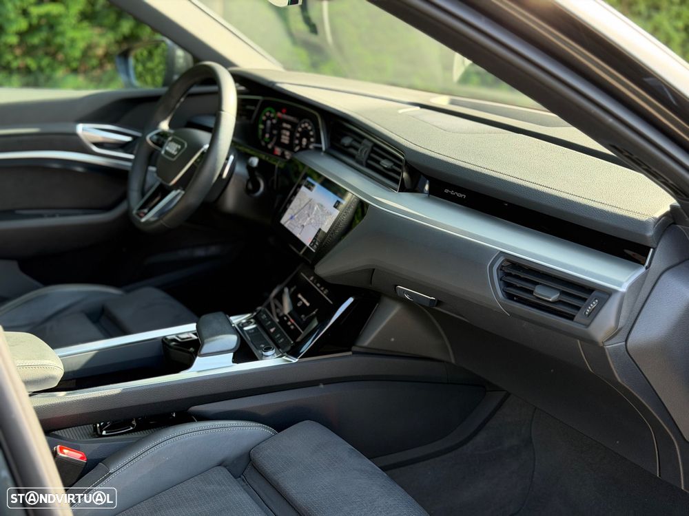 Audi e-tron 55 quattro S line - 15
