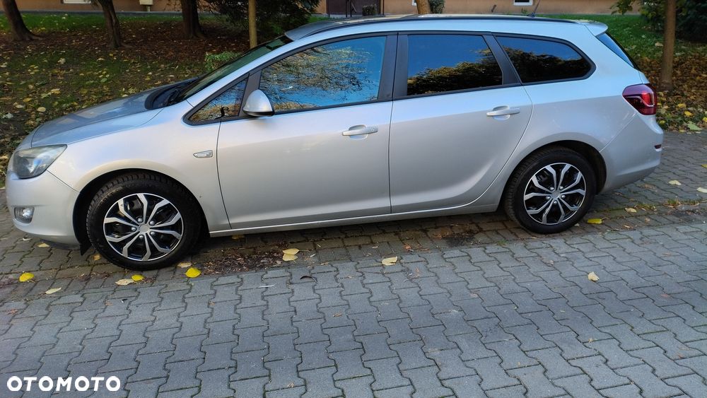 Opel Astra - 1