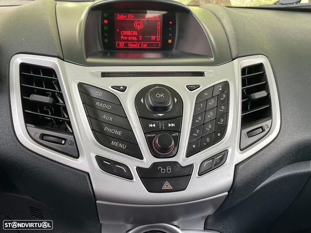 Ford Fiesta 1.6 TDCI Trend ECOnetic - 30