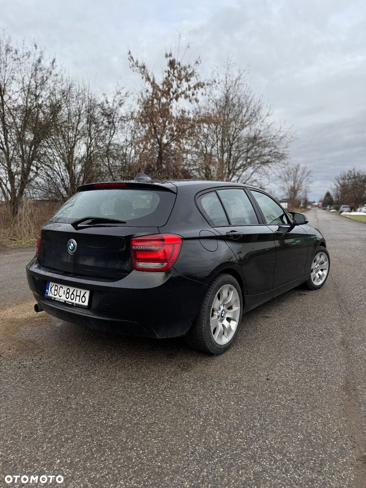 BMW Seria 1 116i - 6