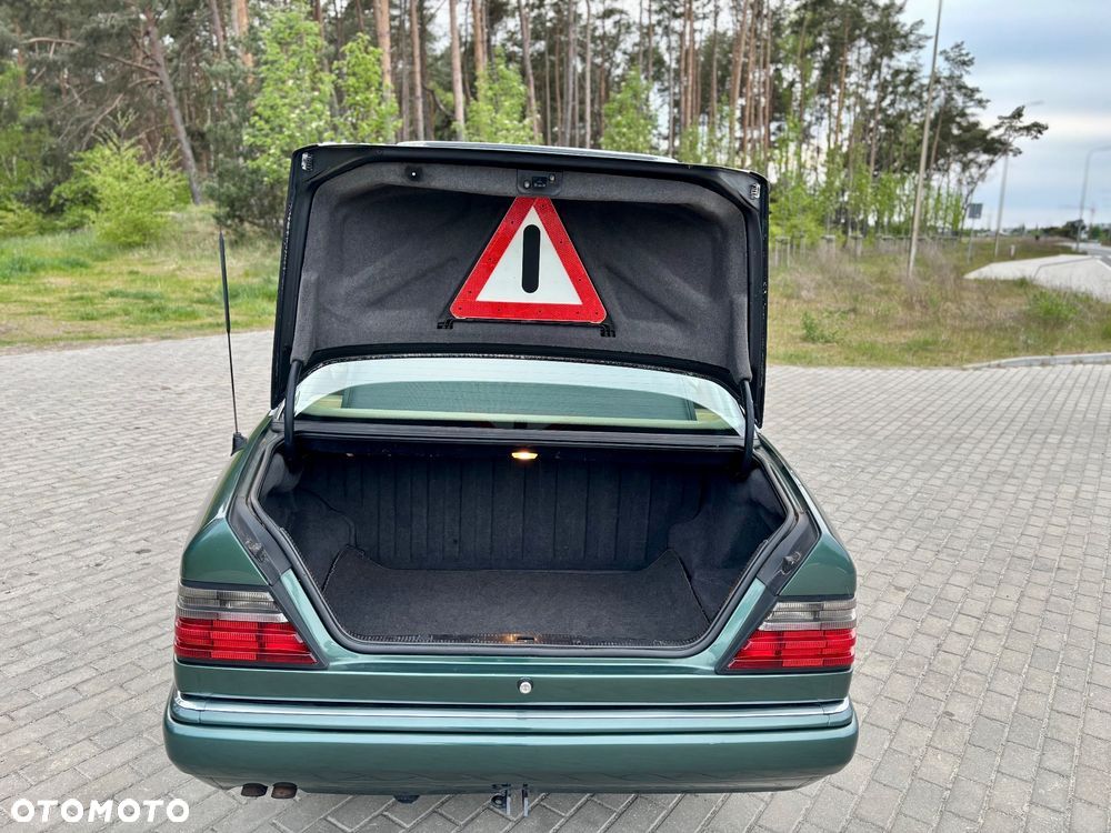 Mercedes-Benz W124 (1984-1993) - 15