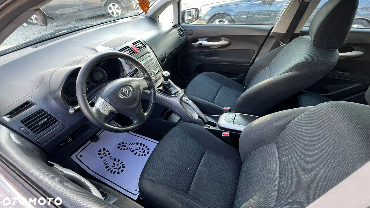 Toyota Auris - 20