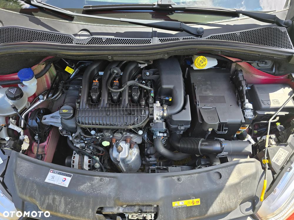 Peugeot 208 1.2 PureTech GPF Signature S&S - 17