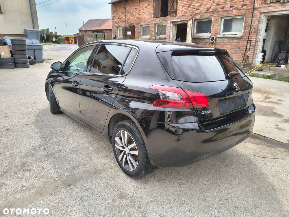 Peugeot 308 - 10