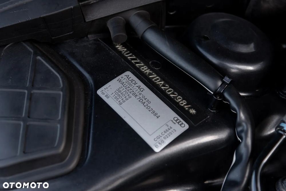 Audi A4 Avant 2.0 TDI DPF quattro Attraction - 41