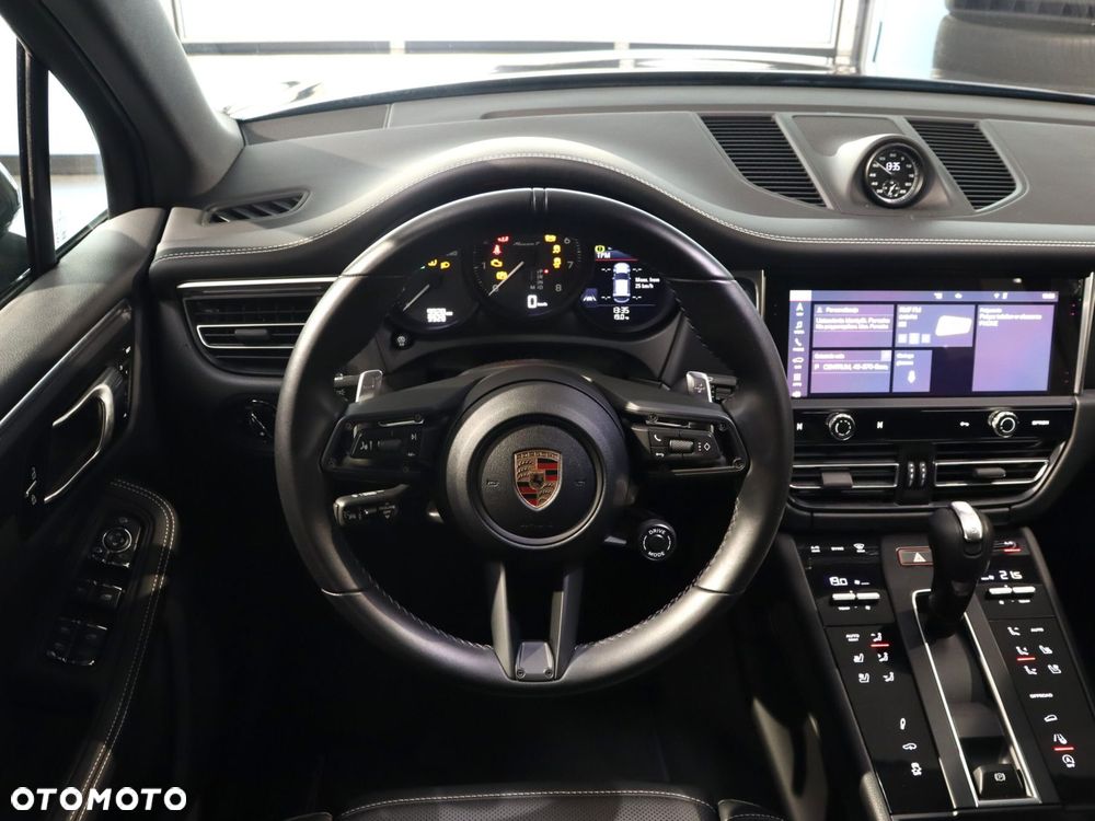Porsche Macan T - 19