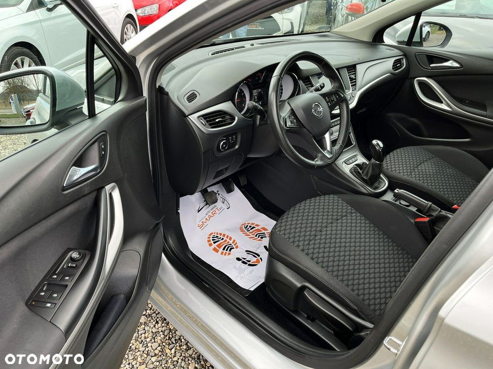 Opel Astra - 9