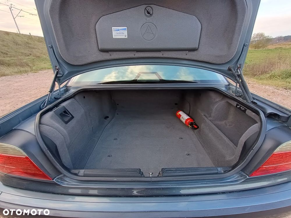 BMW Seria 7 740iL - 14