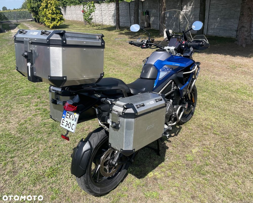 Triumph Tiger - 4