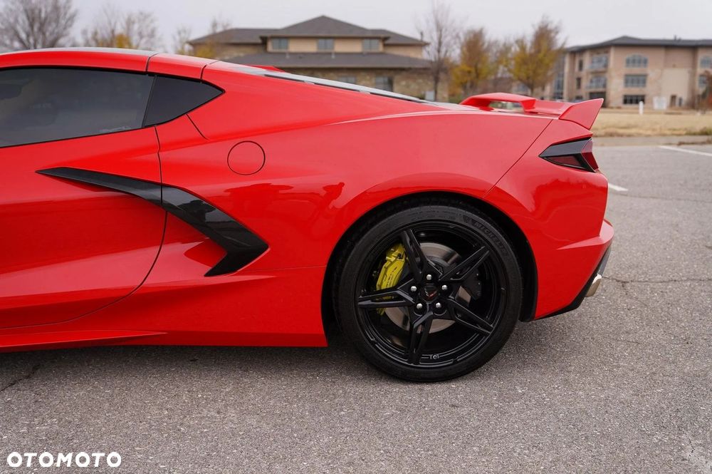 Chevrolet Corvette Stingray 3LT 6.2 V8 Automatik - 12