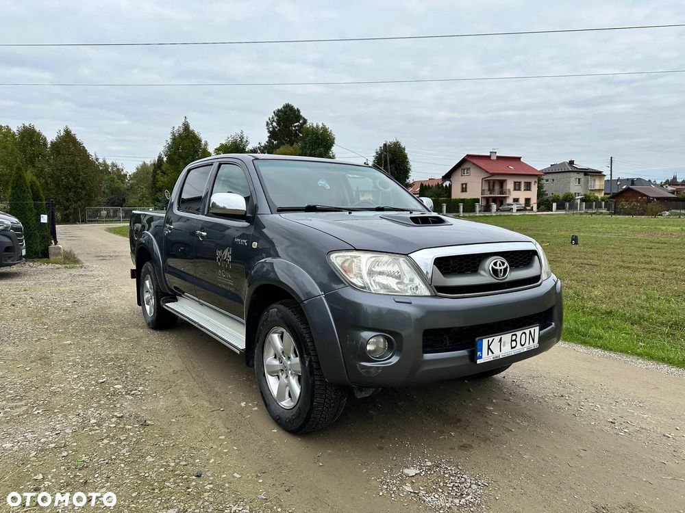 Toyota Hilux 2.5 D-4D DLX - 1