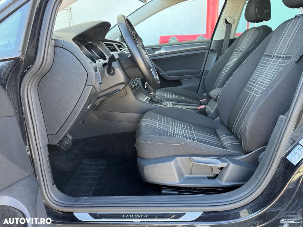 Volkswagen Golf 1.6 TDI BlueMotion Technology DSG Lounge - 9