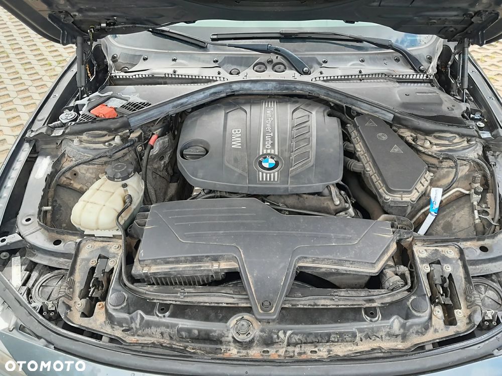 BMW Seria 3 320d - 9