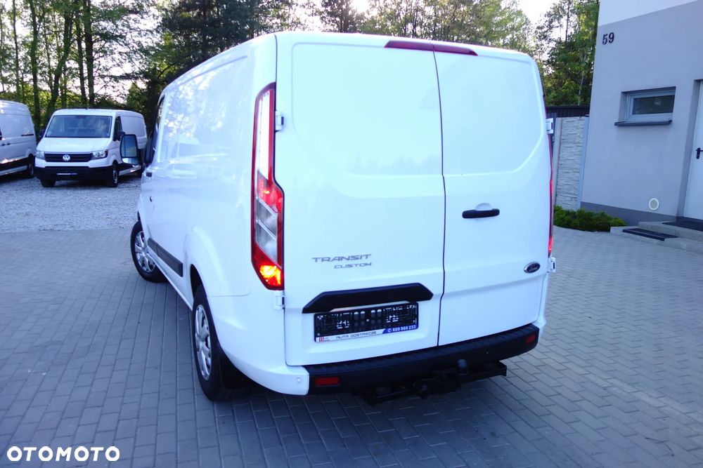 Ford Transit Custom Automat 2.0 Ecoblue 130 KM L1H1 Klima Webasto - 3