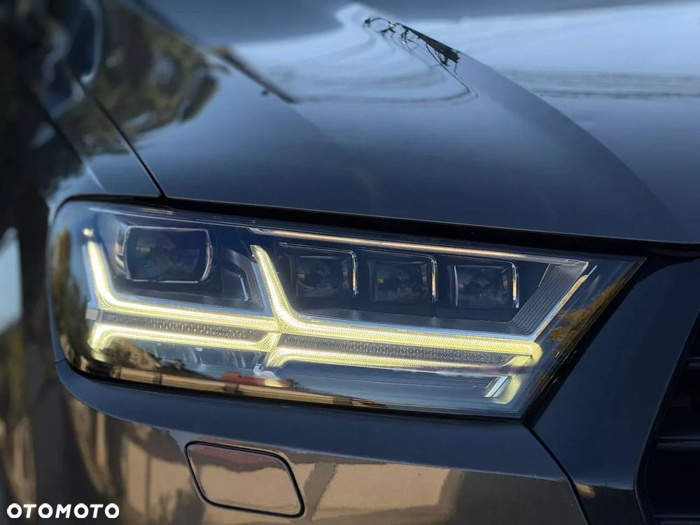 Audi Q7 - 15