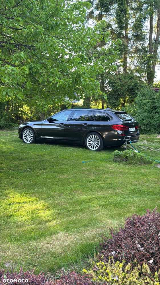 BMW Seria 5 520d xDrive Luxury Line sport - 30