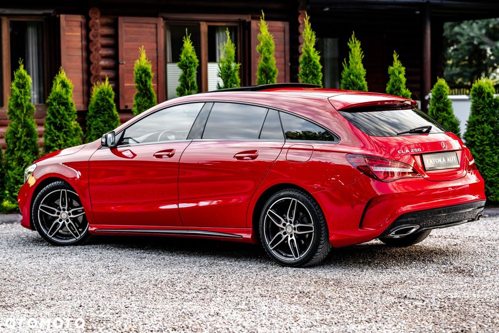 Mercedes-Benz CLA 250 4-Matic AMG Line - 14