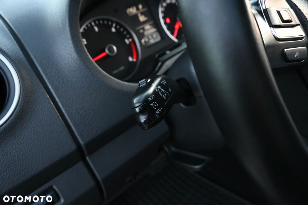 Volkswagen Amarok 2.0 BiTDI Autm Highline - 30