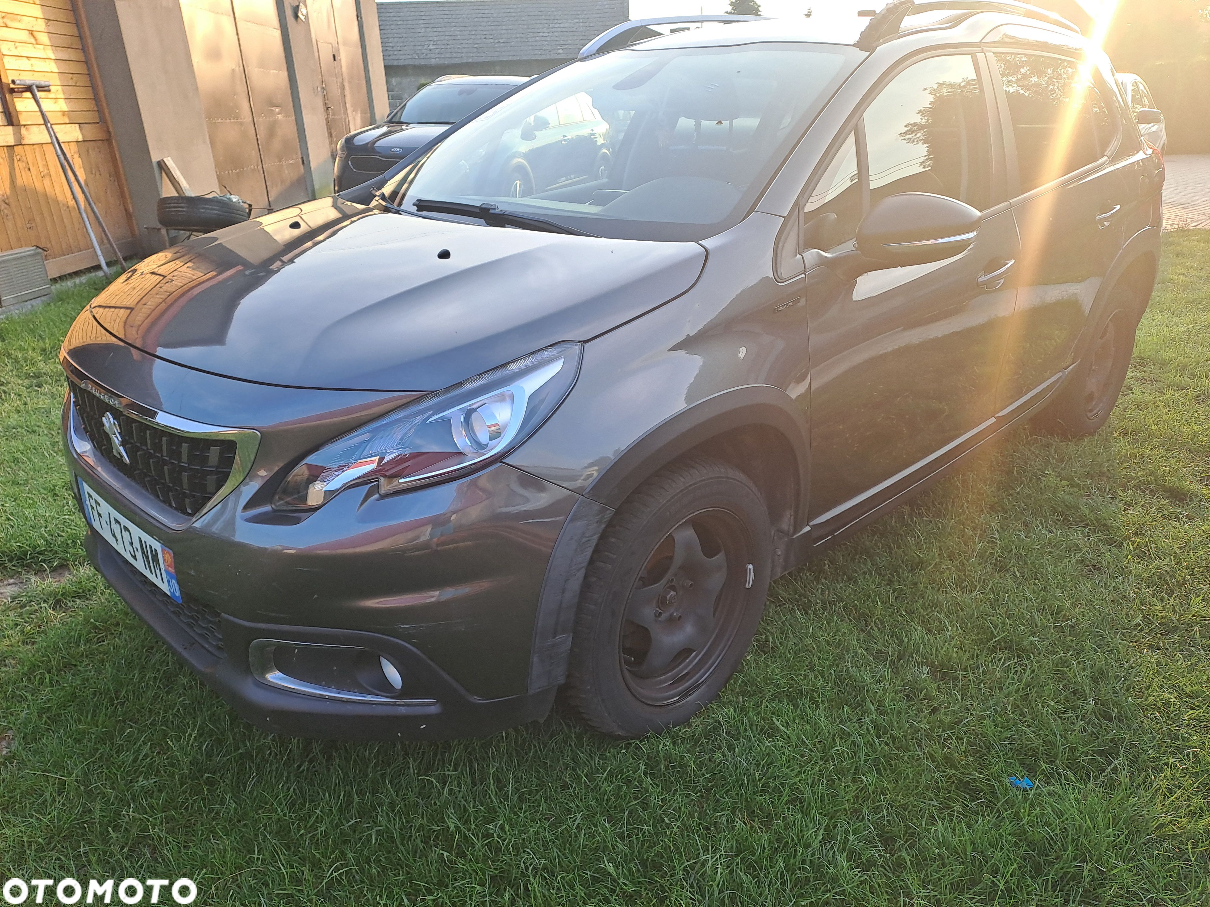 Peugeot 2008 PureTech 100 Style S&S BVM6 - 1