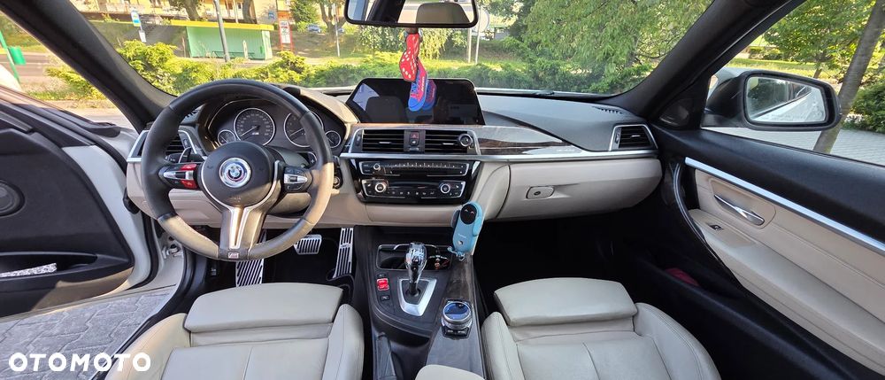 BMW Seria 3 - 36