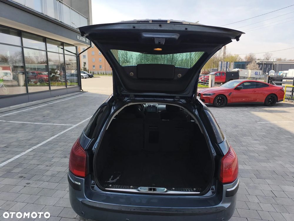 Peugeot 407 - 7