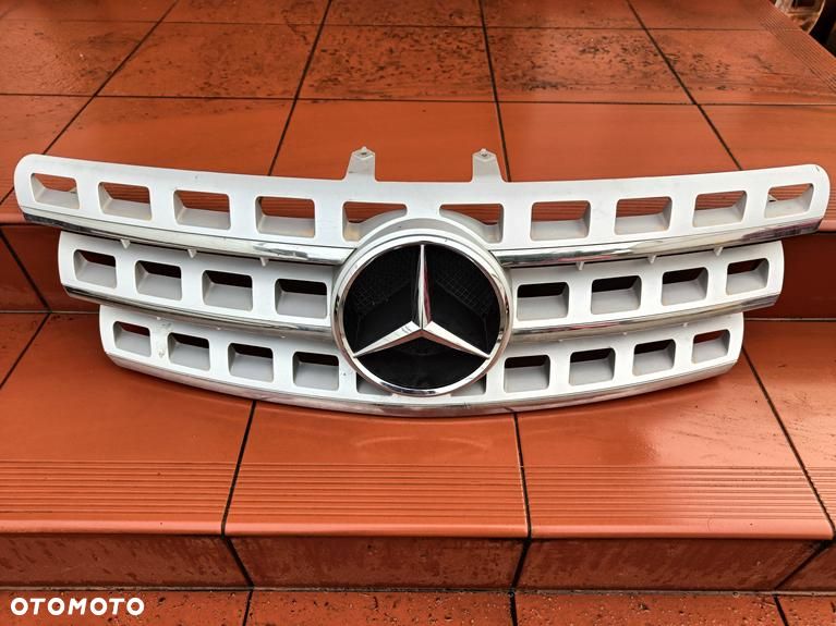 MERCEDES W164 ML Lift GRILL GRIL Atrapa Przednia Przód