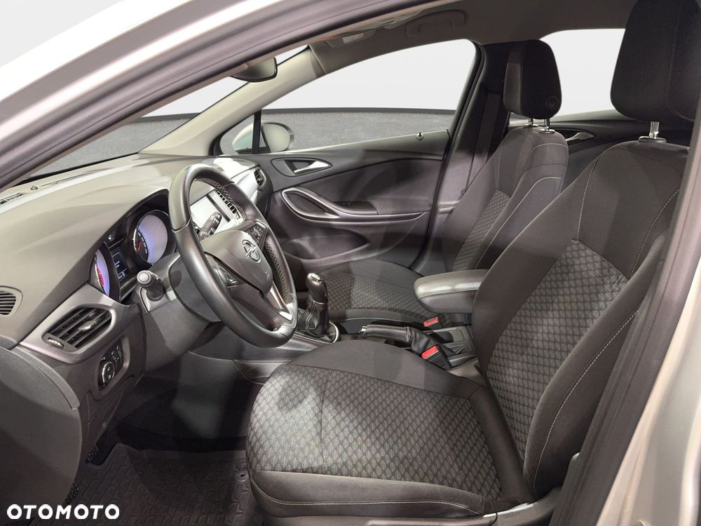 Opel Astra - 12