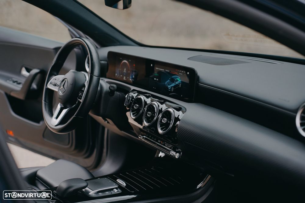 Mercedes-Benz A 250 e Style Plus - 21