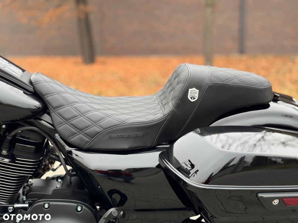 Harley-Davidson Touring Road King - 13