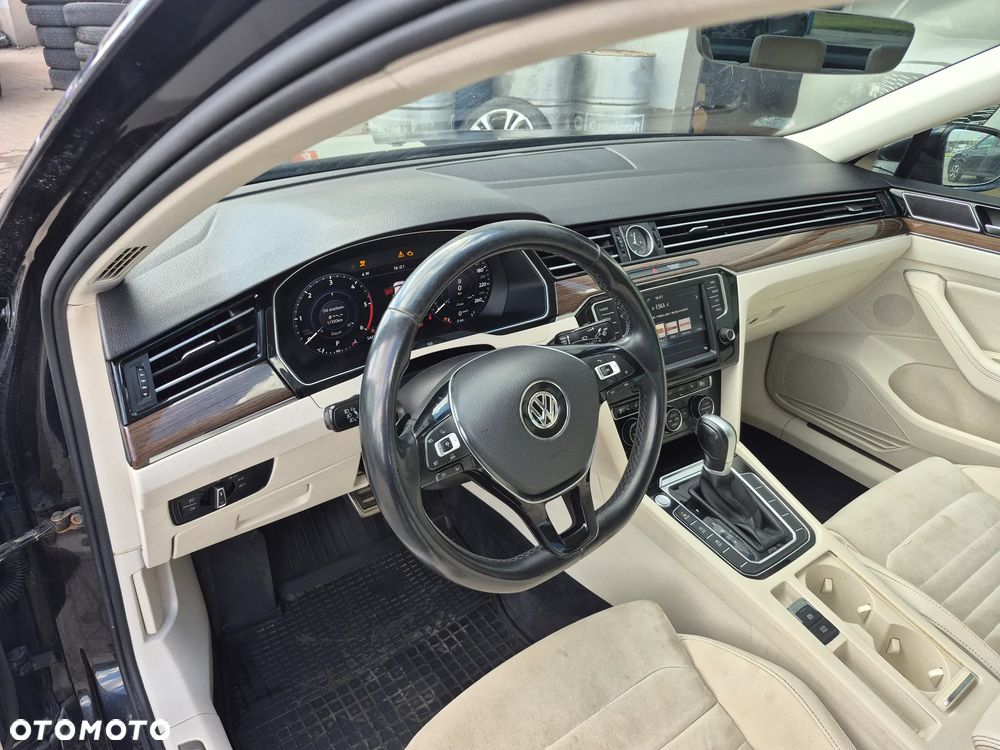 Volkswagen Passat 2.0 TDI BMT Highline DSG - 13