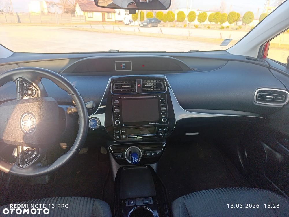Toyota Prius 1.8 Hybrid Prestige - 12
