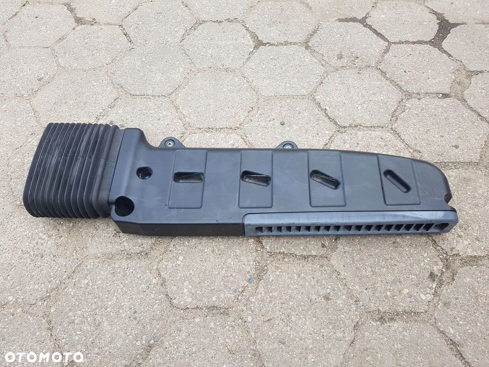 KOMIN WLOT FILTRA POWIETRZA MAN TGL TGM KRÓKA , NISKA KABINA 81082010531 - 1