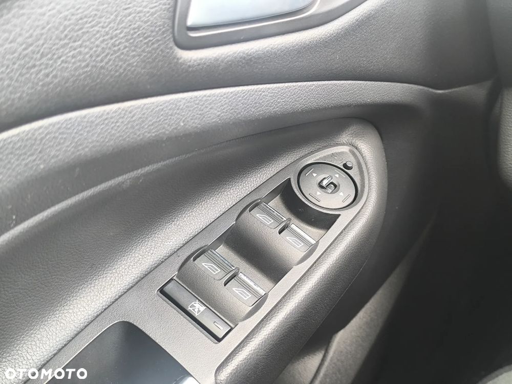 Ford Kuga 2.0 TDCi 4x4 SYNC - 15