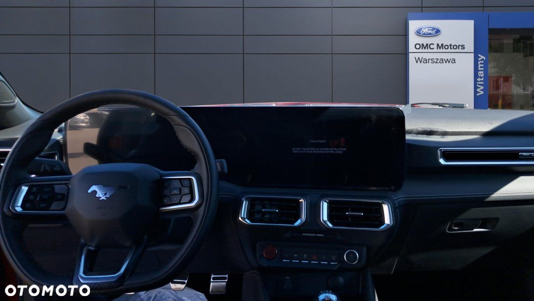 Ford Mustang - 4