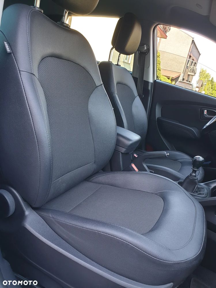Hyundai ix35 1.6 2WD blue Style - 32