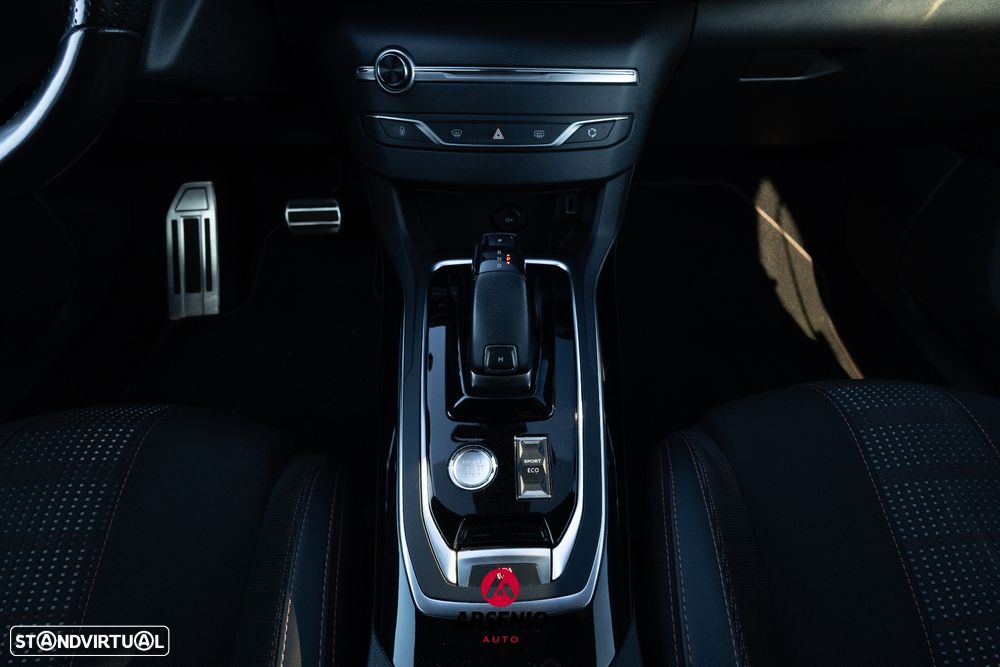 Peugeot 308 SW 1.5 BlueHDi GT EAT8 - 47