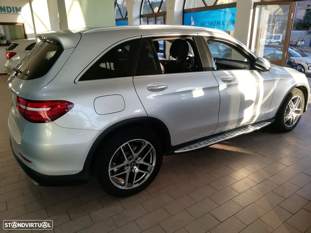 Mercedes-Benz GLC 220 d Coupe 4Matic 9G-TRONIC AMG Line - 4