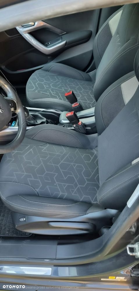 Peugeot 2008 PureTech 82 Style - 6