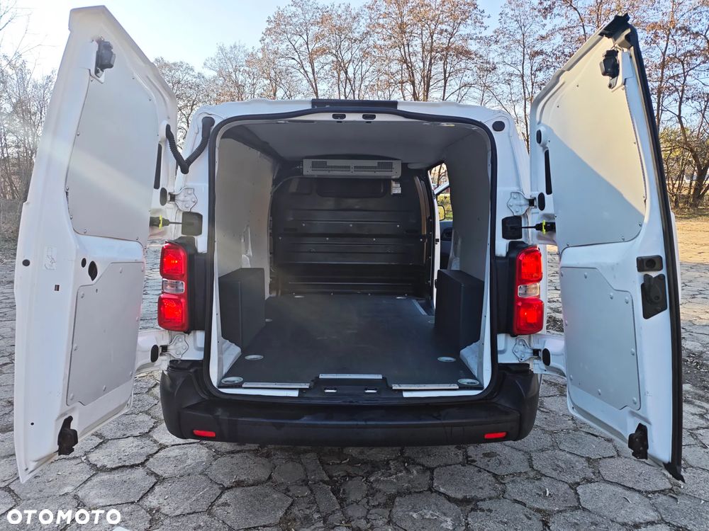 Opel VIVARO Long - 24