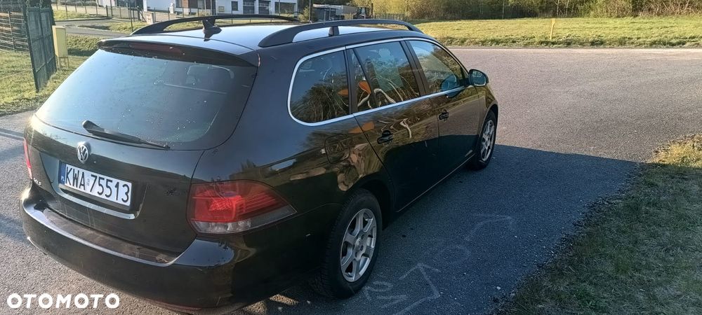 Volkswagen Golf 1.6 TDI DPF Highline - 5
